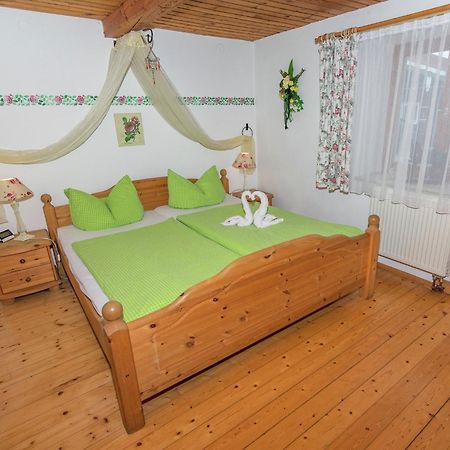 Alluring Holiday Home In Ubersee With Whirlpool Екстериор снимка