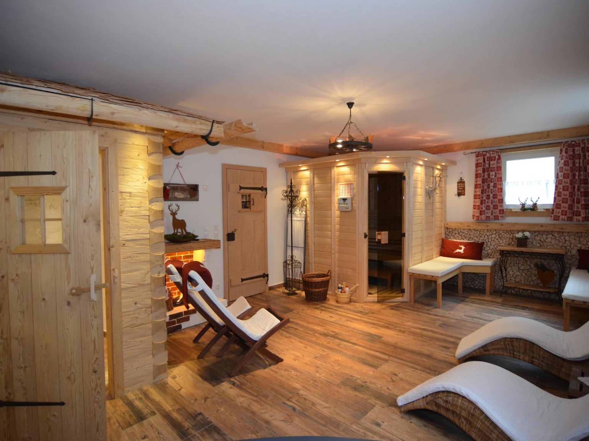 Alluring Holiday Home In Ubersee With Whirlpool Екстериор снимка