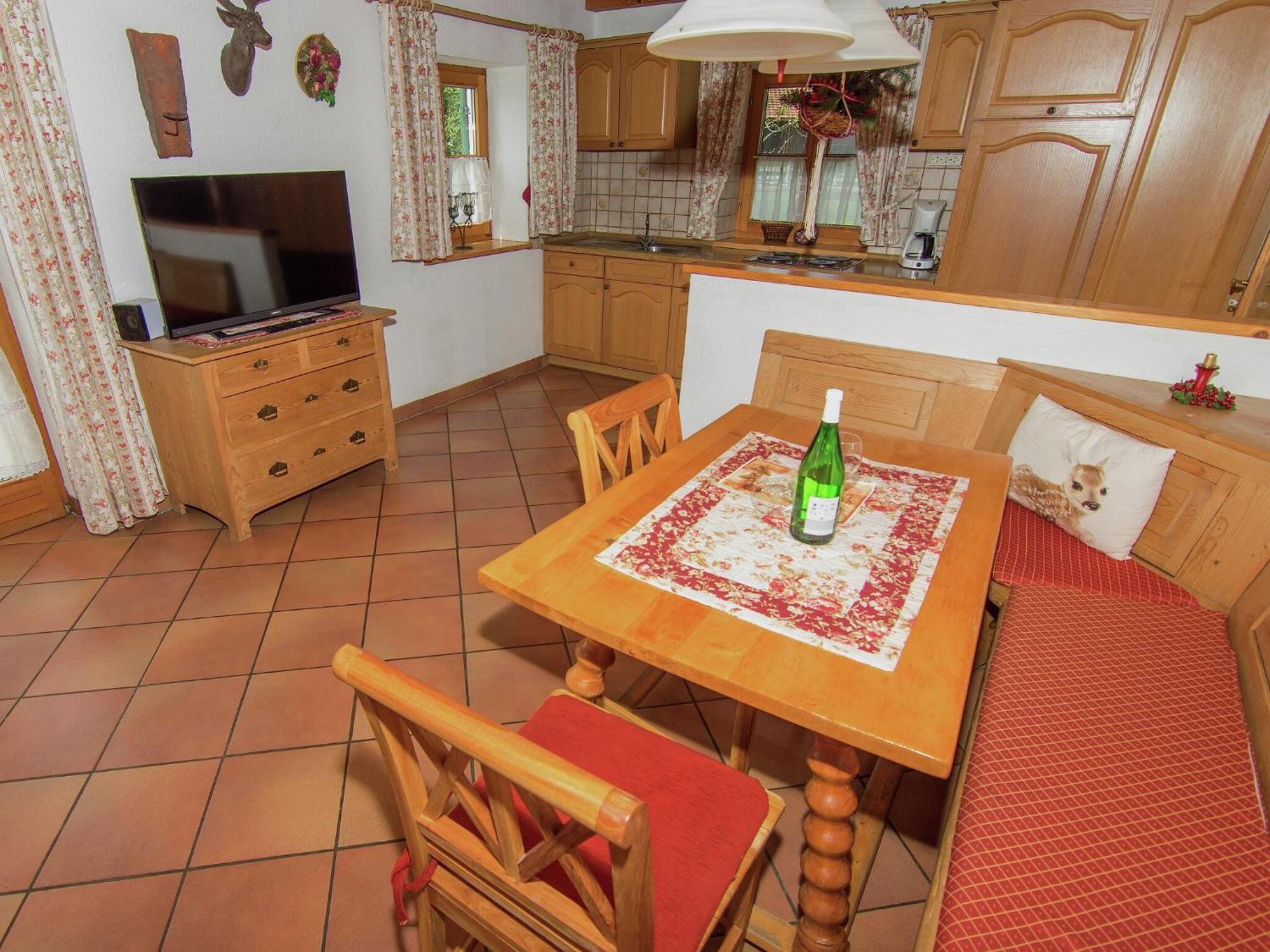 Alluring Holiday Home In Ubersee With Whirlpool Екстериор снимка