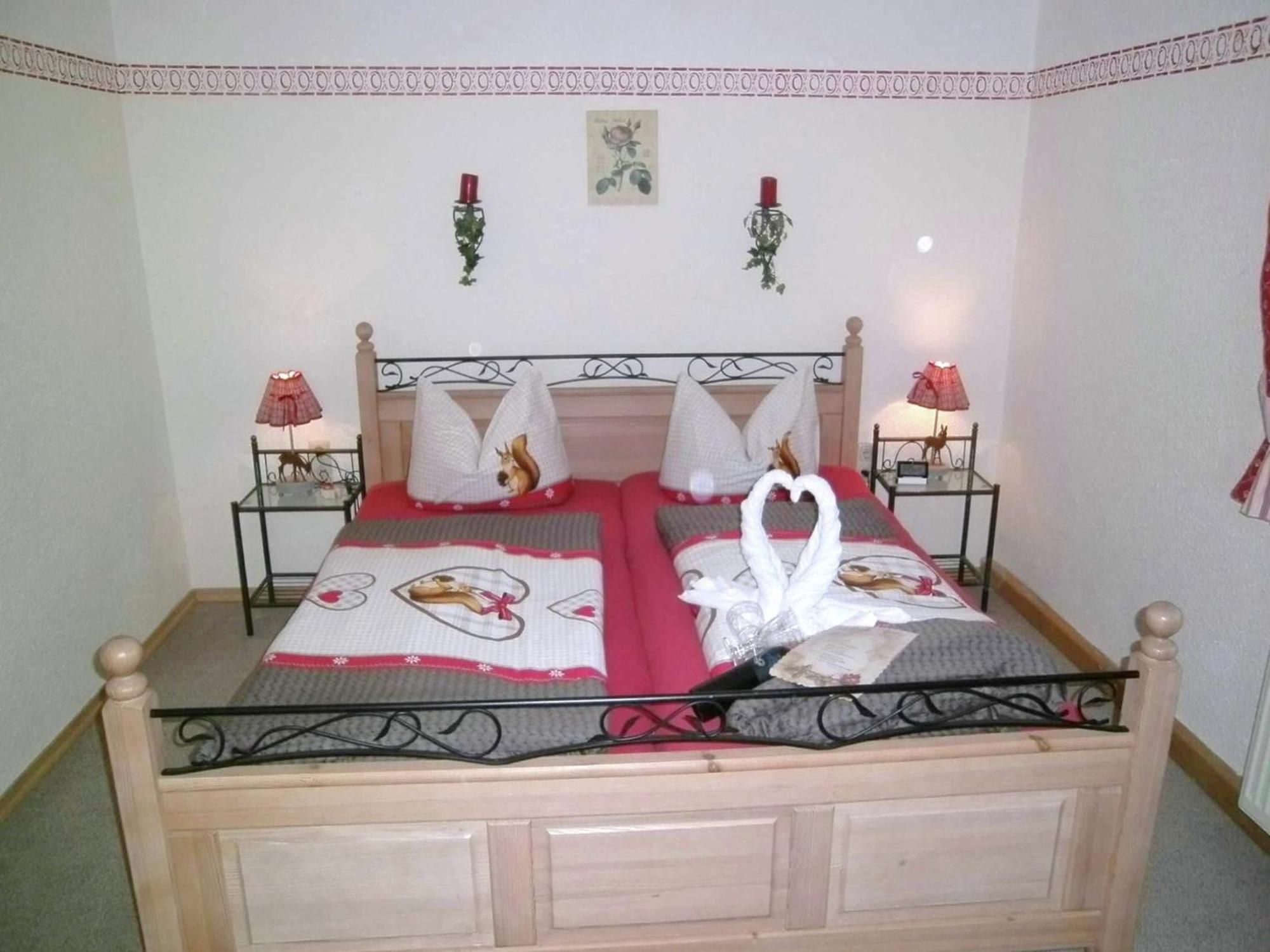 Alluring Holiday Home In Ubersee With Whirlpool Екстериор снимка